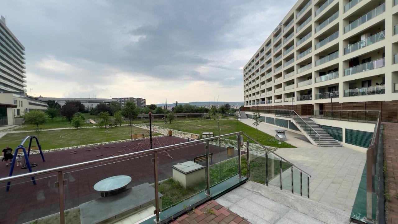 Gavas Apartments Viva City Cluj-Napoca Exteriör bild